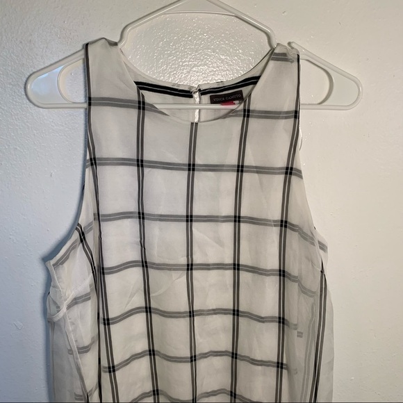 Vince Camuto Sleeveless Swing Blouse Window Pane Plaid - Picture 3 of 12